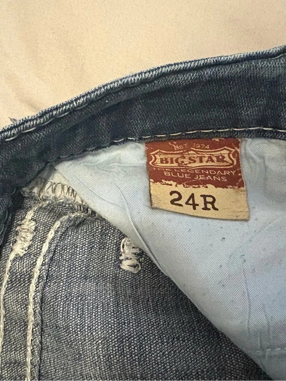 Big Star Flare Jeans Women’s 24R Medium Wash Distressed Stretch